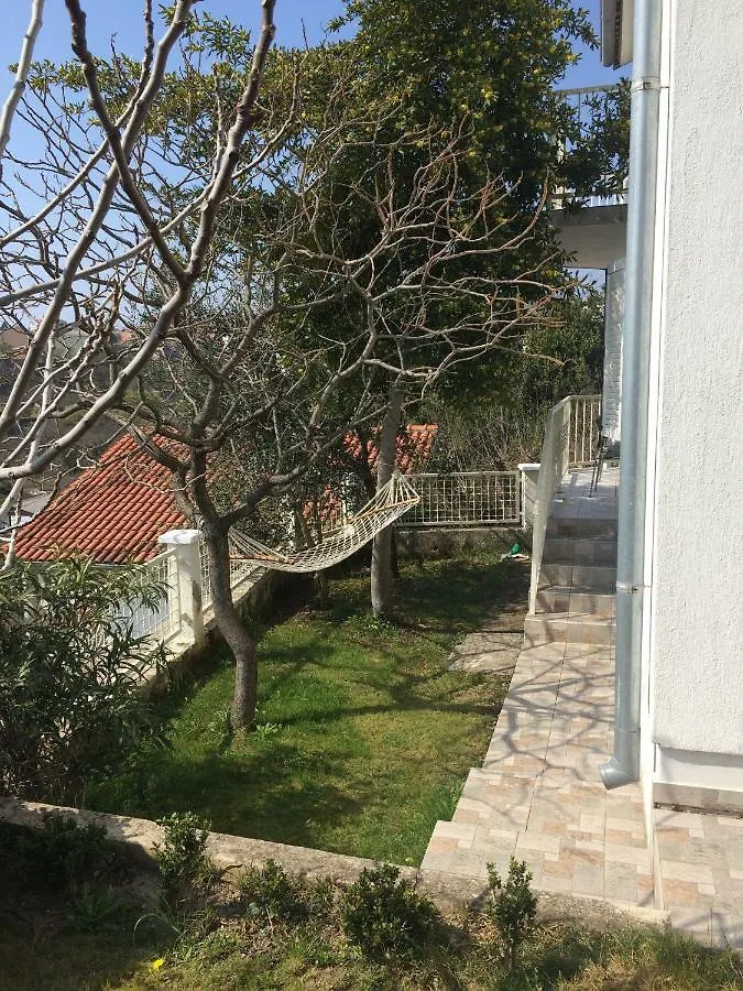 Holiday Home Krizanic Novi Vinodolski