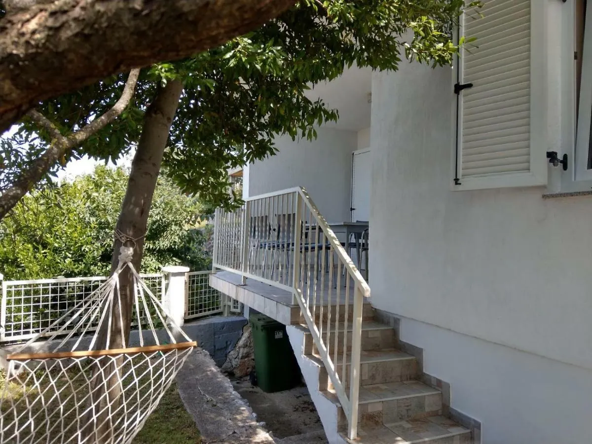 Holiday Home Krizanic Novi Vinodolski 0*,  Croazia